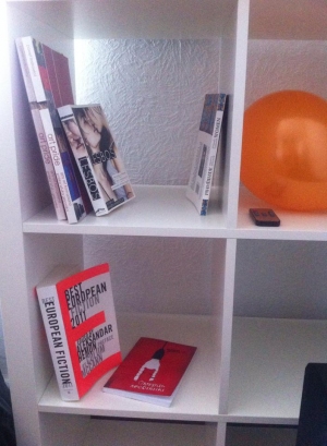 У MAKEOUT появилась библиотека