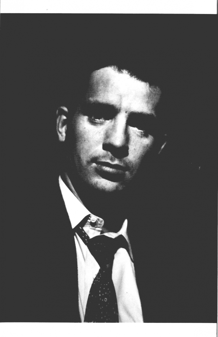 Праекту MAKEOUT дасылаюць паштоўкі з усяго свету