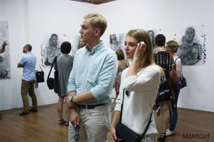 Фотарэпартаж з адкрыцця выставы «Ружовы трохкутнік»