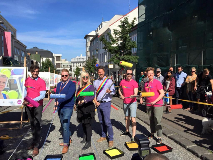 В столице Исландии появилась радужная дорога ЛГБТ-гордости