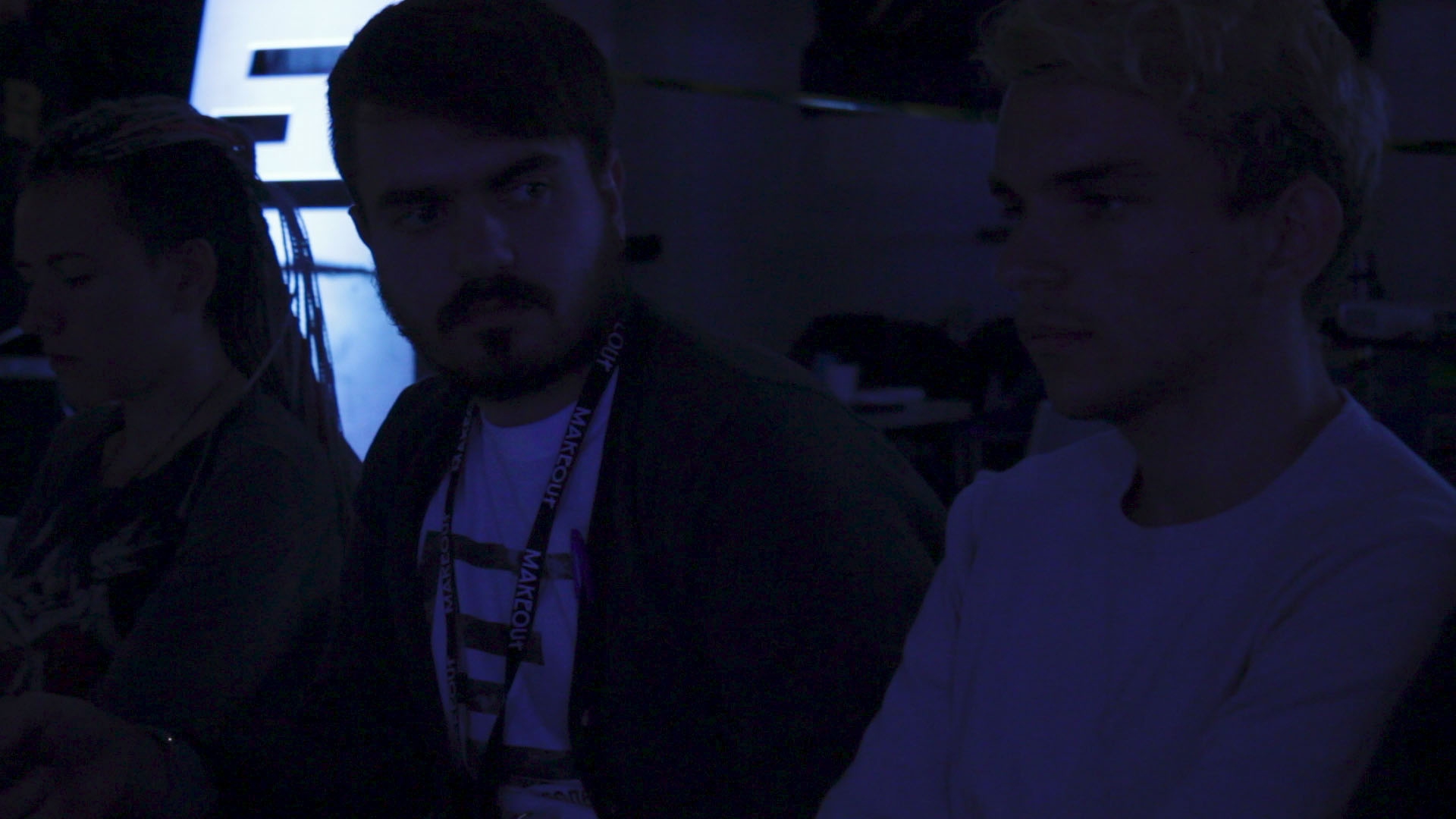 «Почему я (не) отношу себя к ЛГБТ-сообществу?»