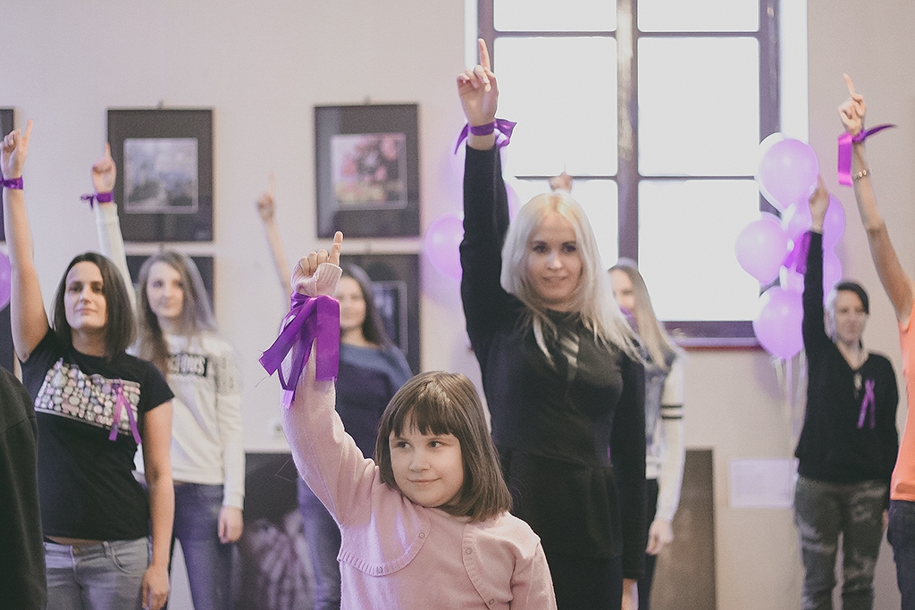 «Я танцую, потому что выжила»: Беларусь впервые приняла участие в международной акции One Billion Rising